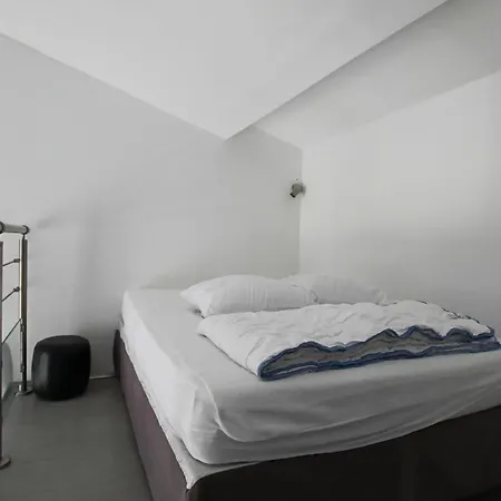 Villa For 10 People With Swimming Pool On The Island Of Oleron ヴィラ *