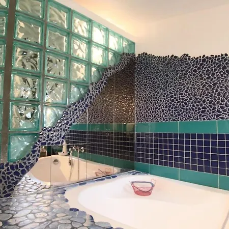 Villa For 10 People With Swimming Pool On The Island Of Oleron Le Château-dʼOléron