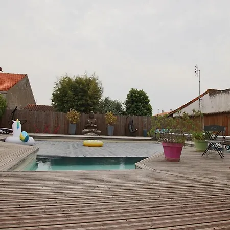 Villa For 10 People With Swimming Pool On The Island Of Oleron Le Château-dʼOléron